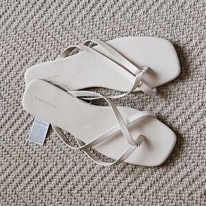 Banana Republic flip flops